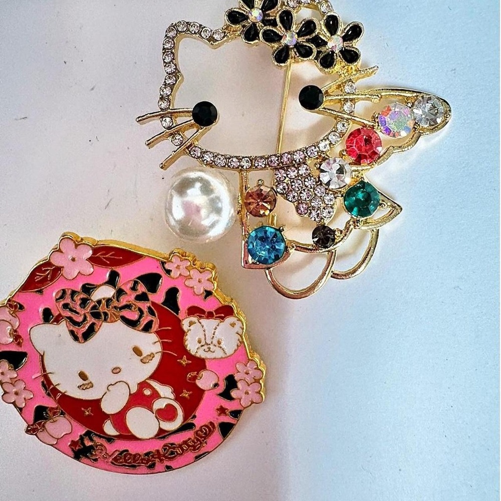 Hello Kitty Pink and Gold enameled set of 2 rhinestones Cat Brooch Set